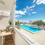 House Rina - 1 Vodice