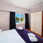 Apartman House Rina - 1 *