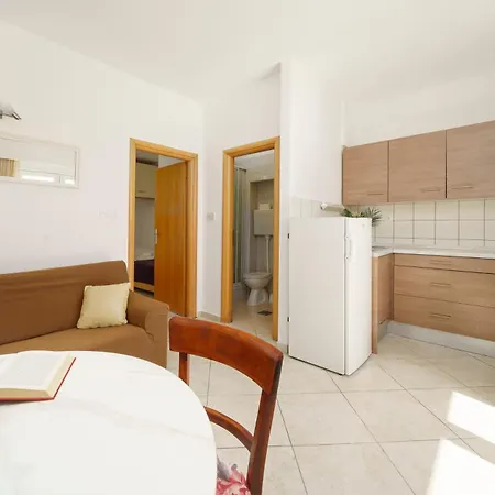 House Rina - 1 Apartmán *